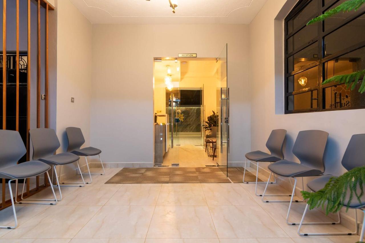 Cysuites Apartment Hotel Найроби Екстериор снимка